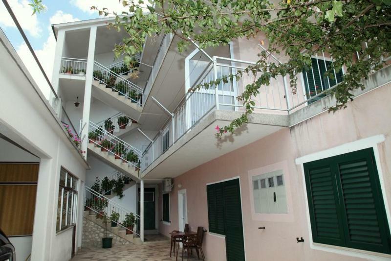 Apartments Villa Ravlic Makarska Bagian luar foto